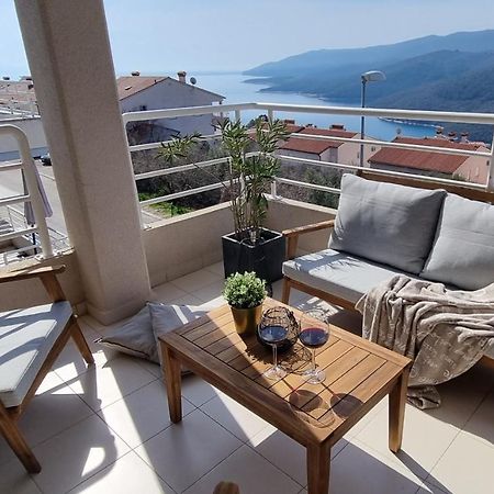 Apartment Cami -Stylish Apartment With A Beautiful Seaview Rabac Exteriér fotografie
