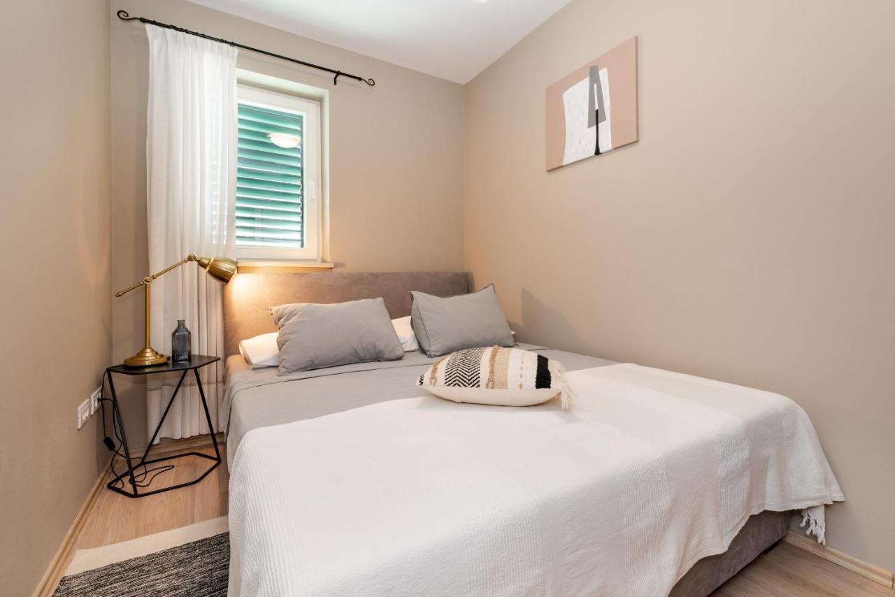 Apartment Cami -Stylish Apartment With A Beautiful Seaview Rabac Exteriér fotografie