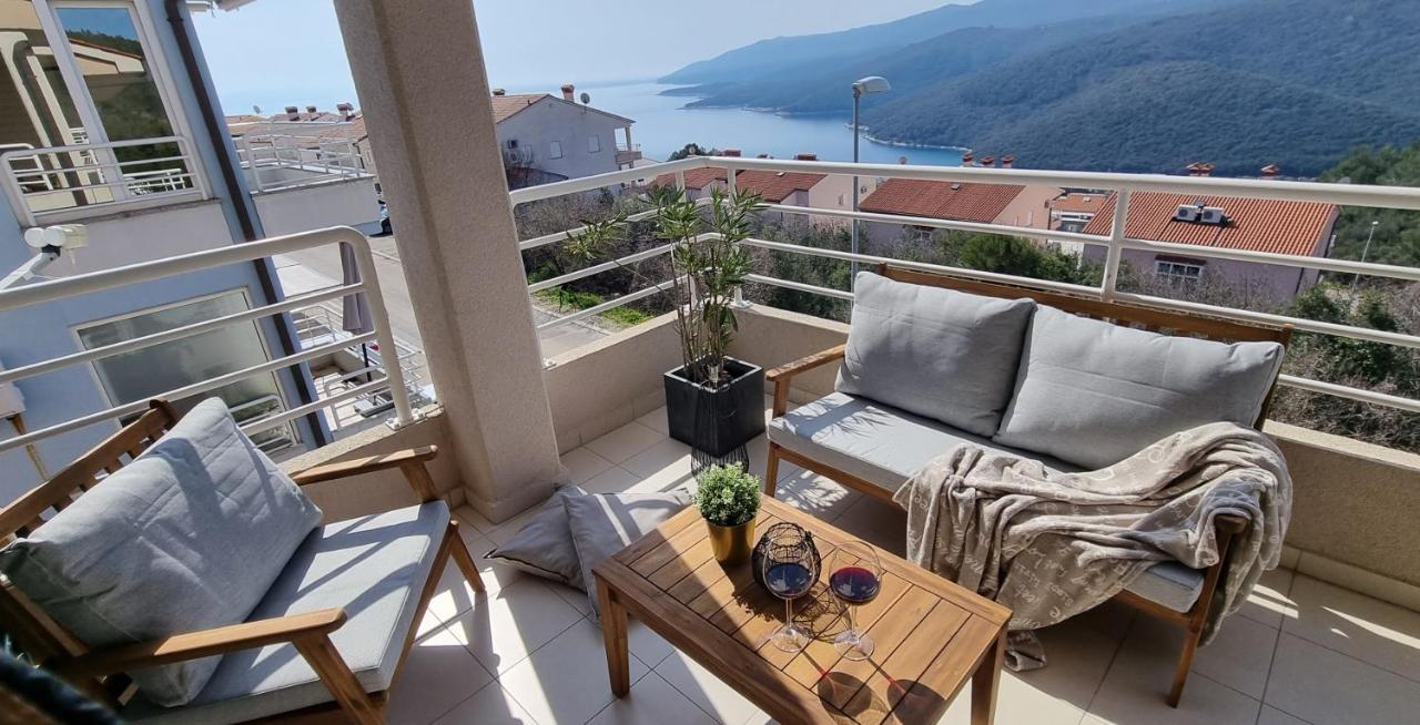 Apartment Cami -Stylish Apartment With A Beautiful Seaview Rabac Exteriér fotografie